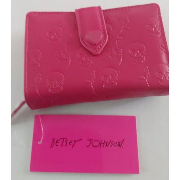 Betsey Johnson Handbags - NWT~BETSEY JOHNSON Hot Pink Skulls & Roses Wallet